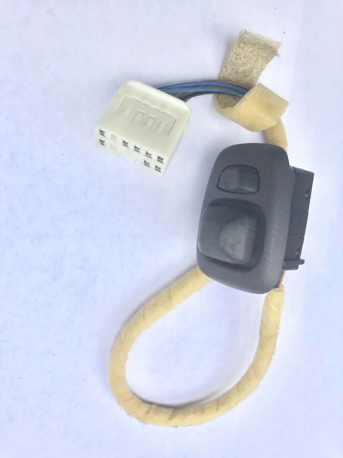 OEM Volvo V70 S70 C70 Power Side View Mirror Switch 9148959 Good Condition by Volvo
