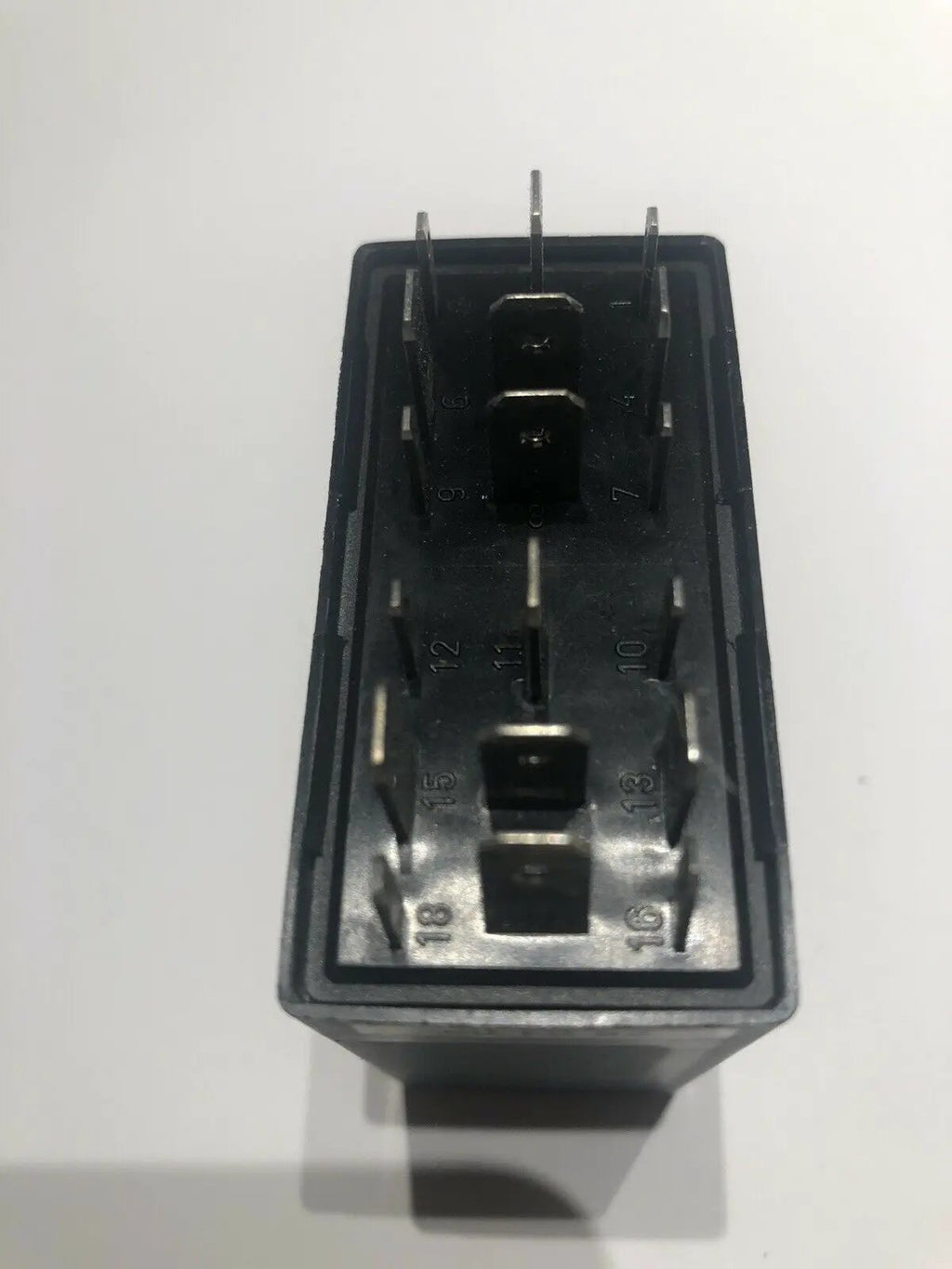 Multifunction Steering Wheel Relay # 451 99-05 VW Jetta Passat - 1J0 907 487 A by Volkswagen