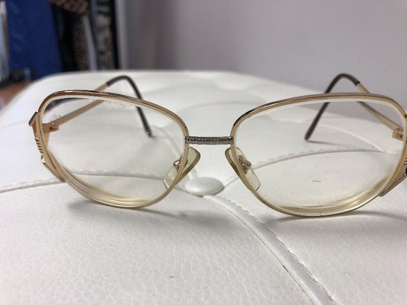 Vintage Aeroline Reading Eyeglasses Gold Tone Frame Made in France Oval Lens