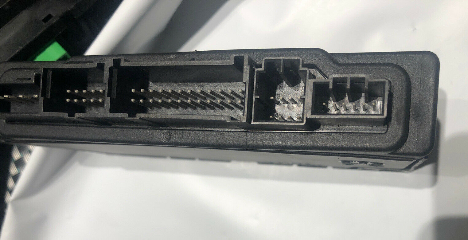Front Door Multifunction Module OEM 25762510 – Cadillac DeVille 2004-2005