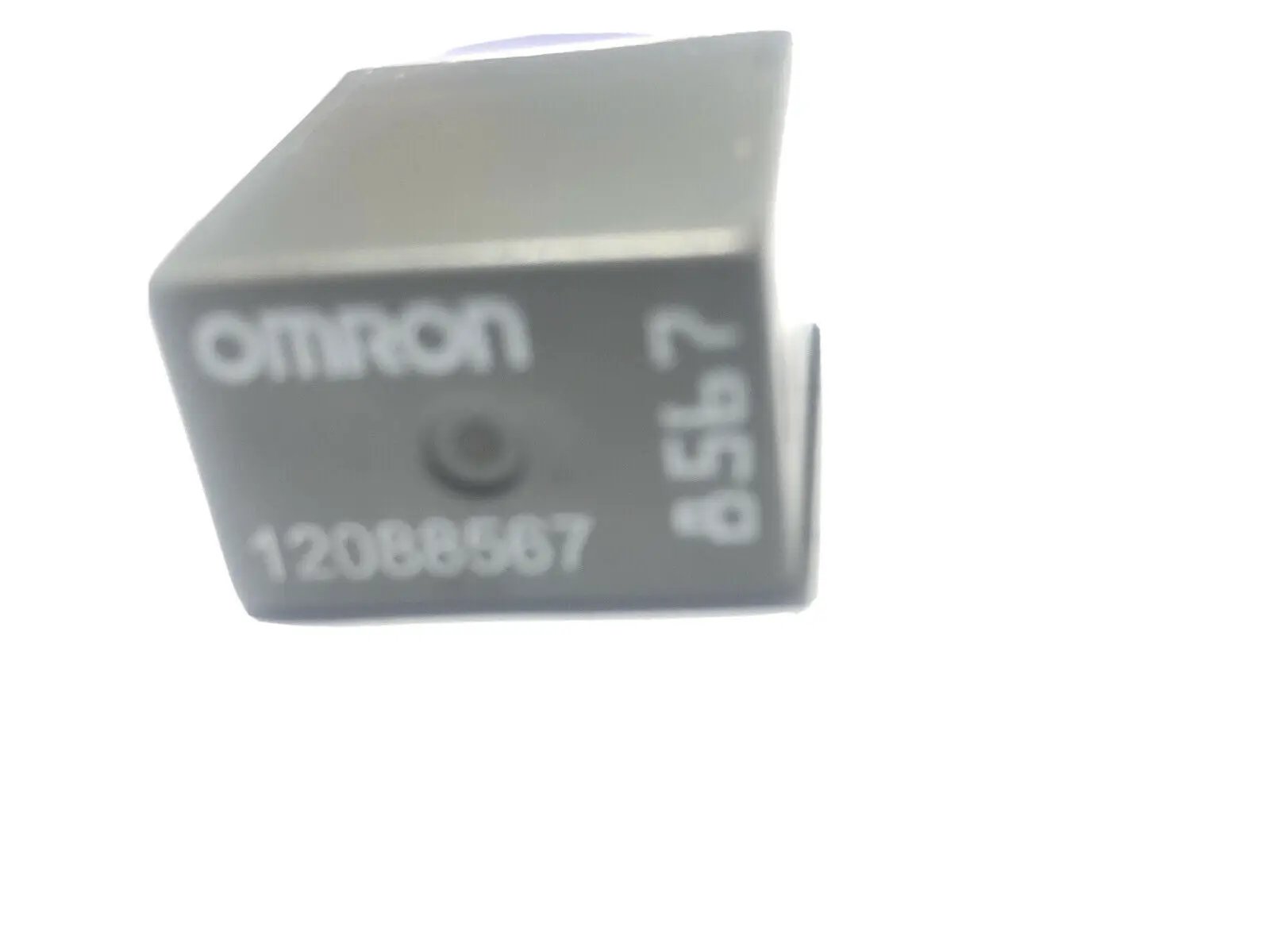 Omron GM 4pin Relay 12088567 8567 3 Pieces lot by OMRON