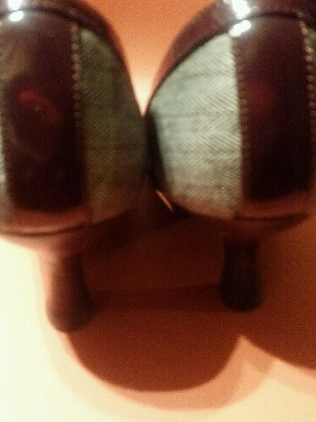 steve madden fabric and patented leather trim pumps 7m