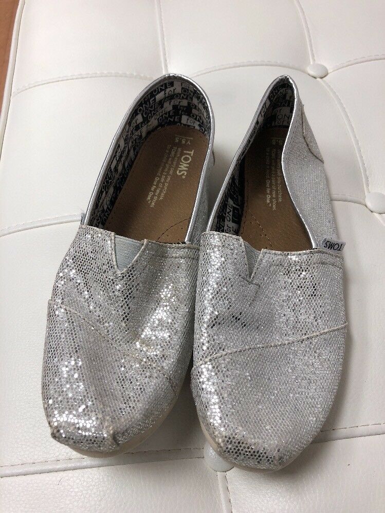 Toms Womens Silver Sequin Flats Size 5.5 W