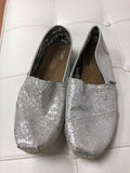 Toms Womens Silver Sequin Flats Size 5.5 W