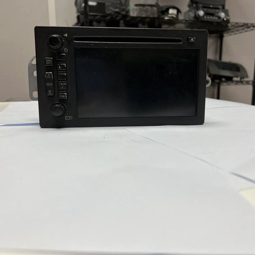 08_09 CHEVY TAHOE SILVERADO NAVIGATION RADIO SCREEN MONITOR HEADUNIT STEREO OEM by Chevrolet