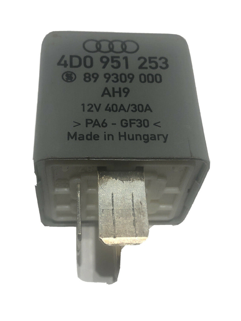 FUEL PUMP RELAY # 372 - AUDI 100 90 A4 A6 A8 VW PASSAT - 4D0951253