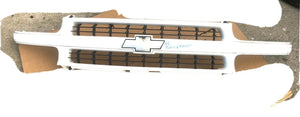 Chevrolet GM OEM 2000 2006 Tahoe Silverado Grille White 88968934