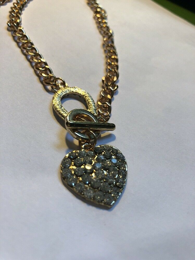 Gold  Heart Costume Jewlrey Toggle Necklace