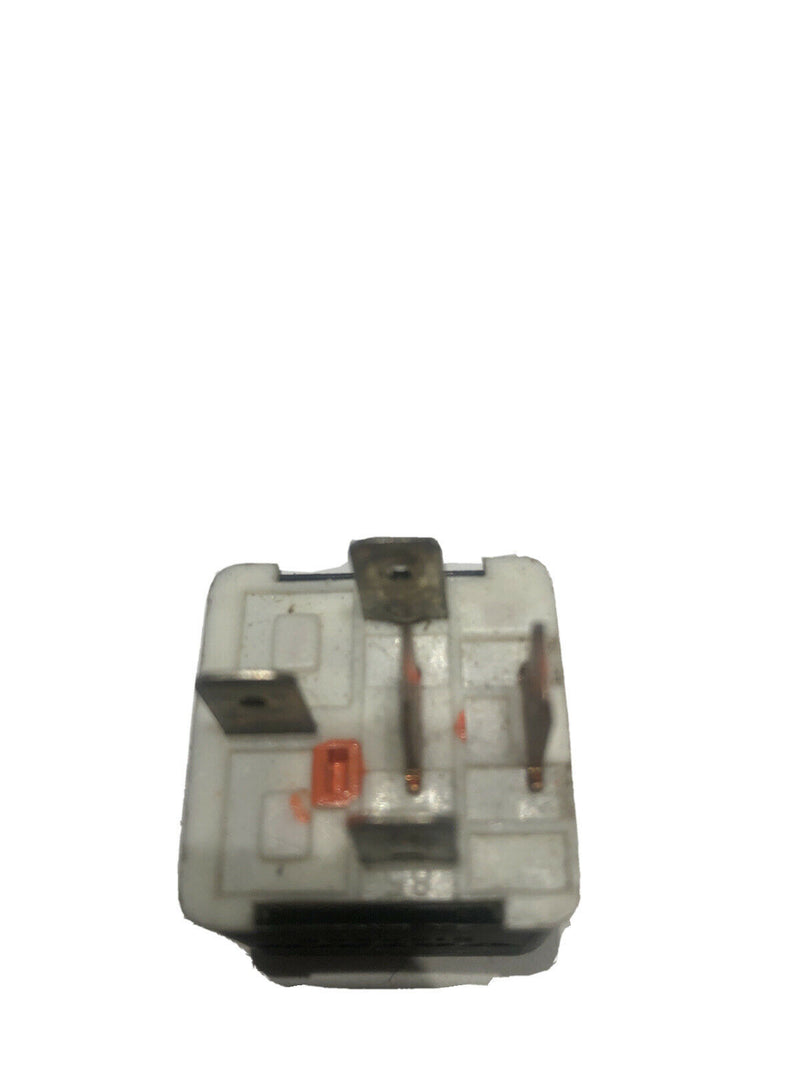 Volvo J Relay 9130269