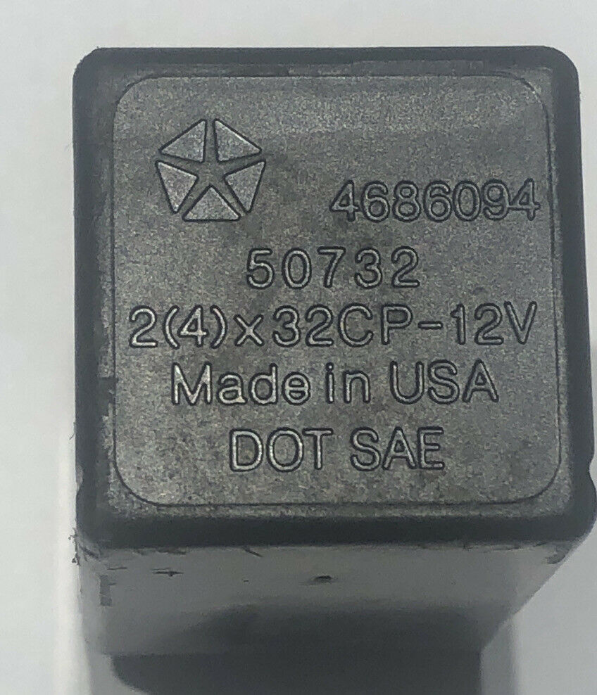 4686094 Jeep Grand Cherokee Turn Signal Flasher Relay Module 1999 2000 2001 2002