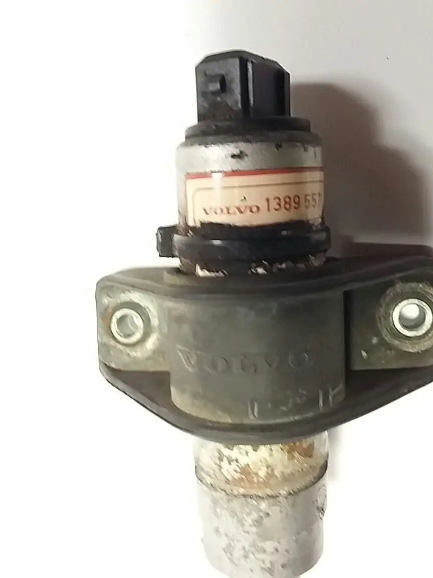 Volvo VDO Idle Air Control Valve For Regina System. Volvo 1389557 Fits 740-940 by VDO