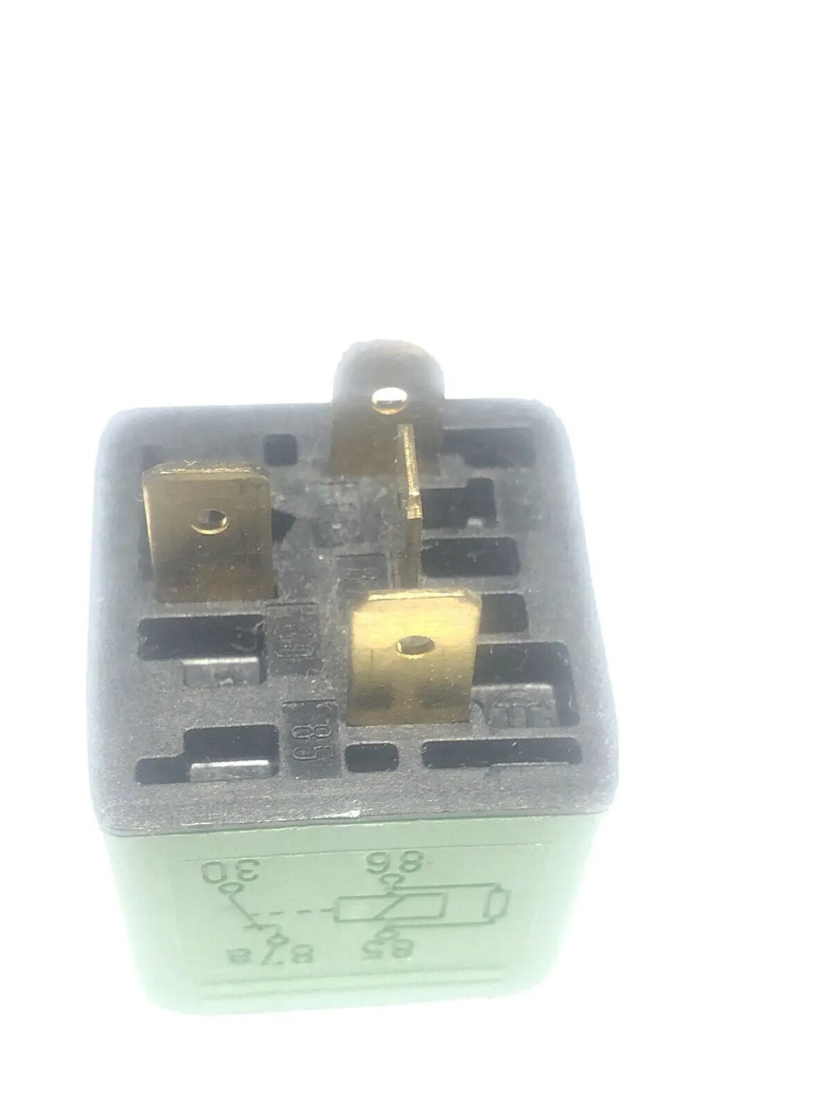 3X Bosch 90084-98011 Toyota Relay 20A 12V 0 332 104 001 OEM Green 4 Pin Used OE by Bosch