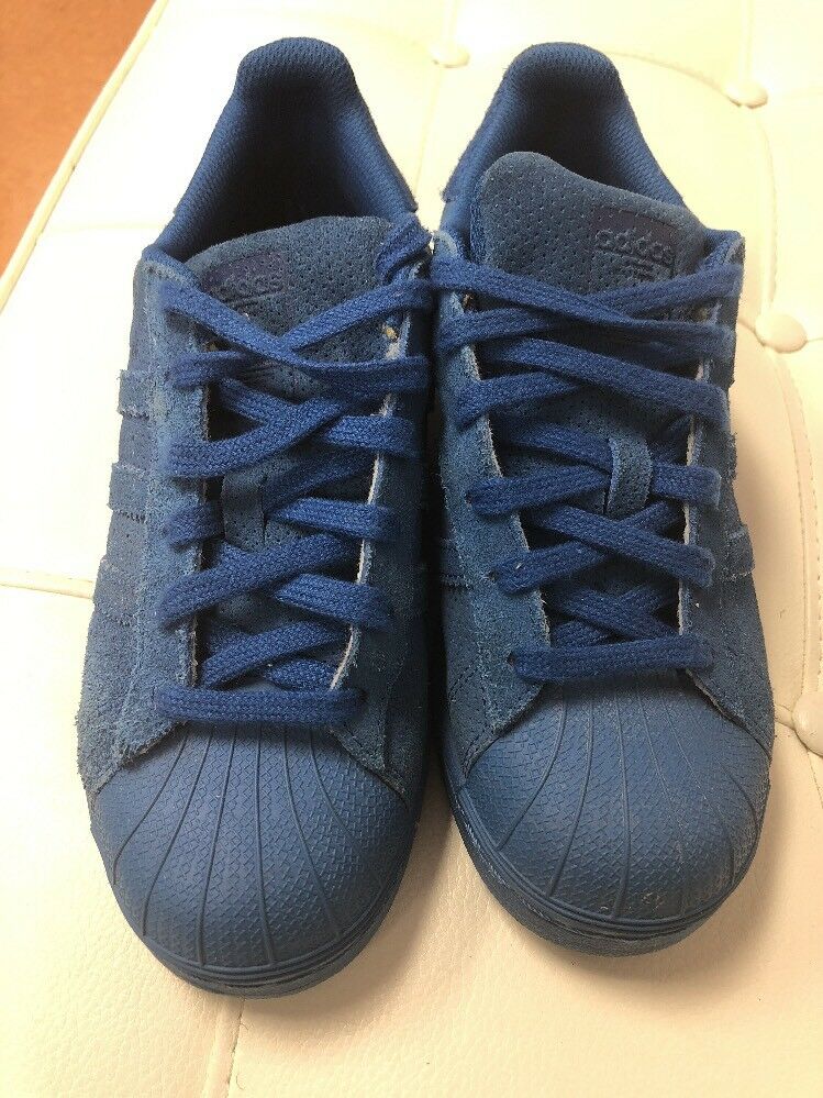 Adidas Youth shoes size 4.5 blue suede