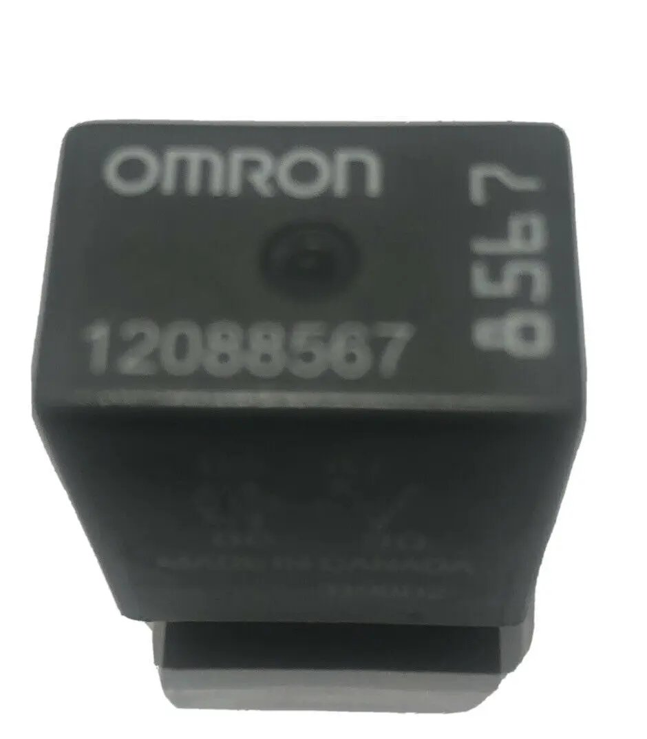 Omron GM 4pin Relay 12088567 8567 3 Pieces lot by OMRON