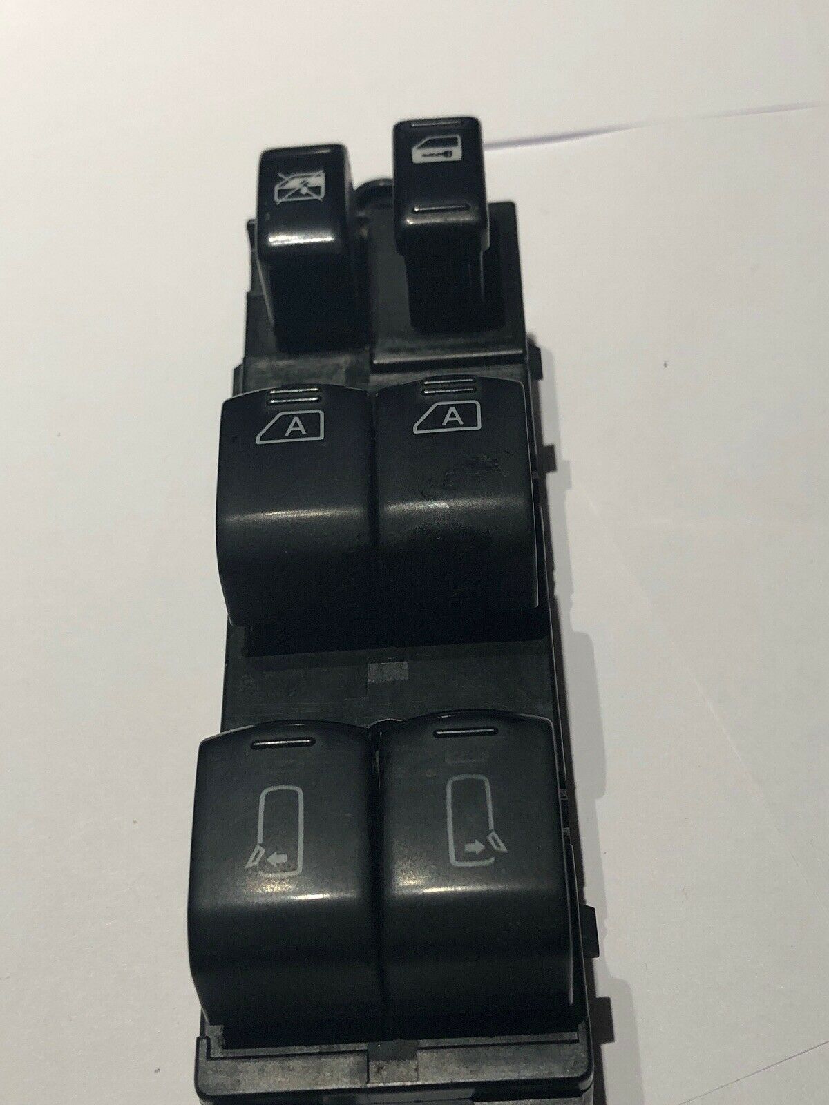Driver Left Master Power Window Switch OEM – Nissan Quest 2004-2008