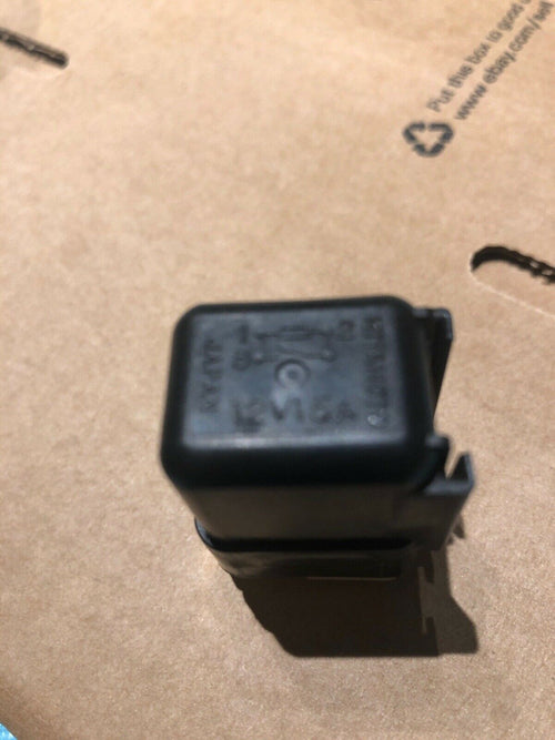 Genuine Nissan Horn Relay 25630-79960