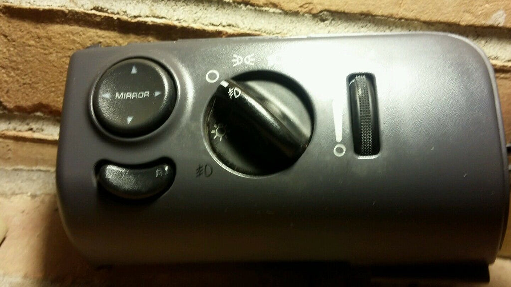 Dimmer. Mirror fog Dodge Grand Caravan Headlight Mirror Switch 1996-00 Black