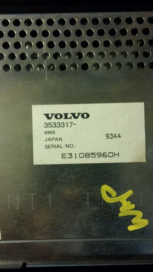 VOLVO 850 AM FM RADIO CASSETTE PLAYER FACTORY OEM HEAD UNIT STEREO 3533317