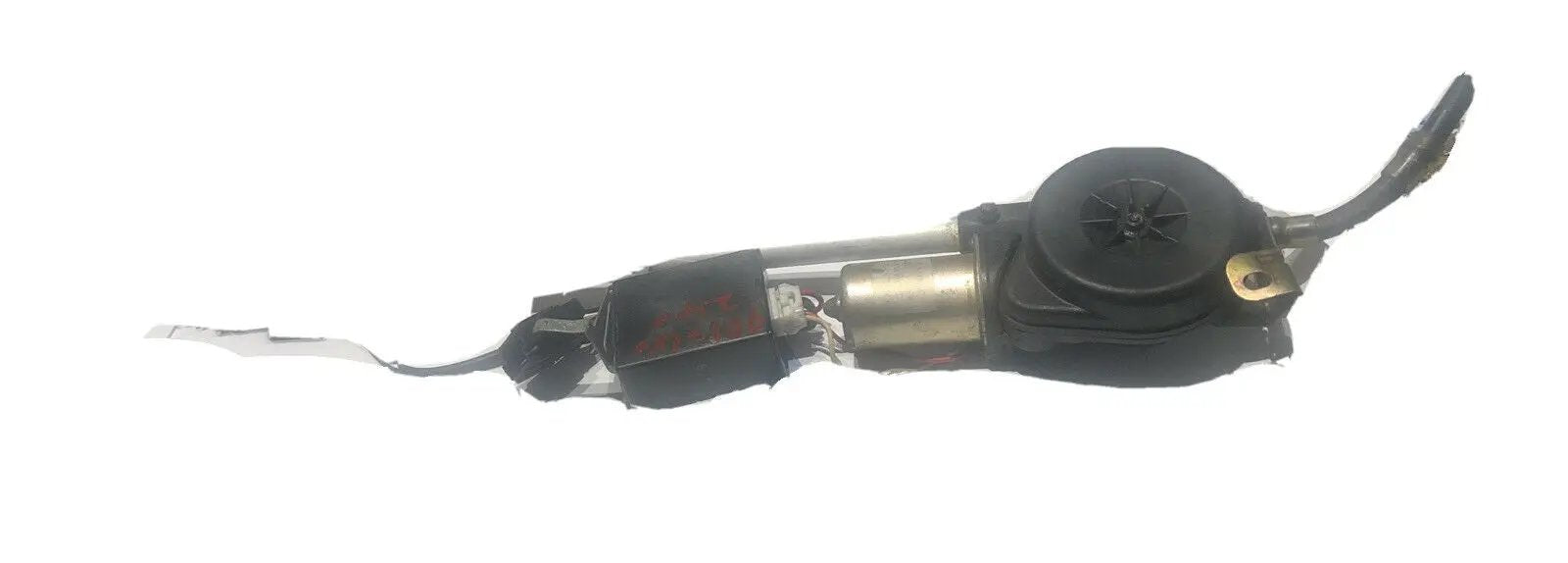 95-96 Volvo 850 Sedan OEM Power Antenna & Relay 3545706 by Volvo