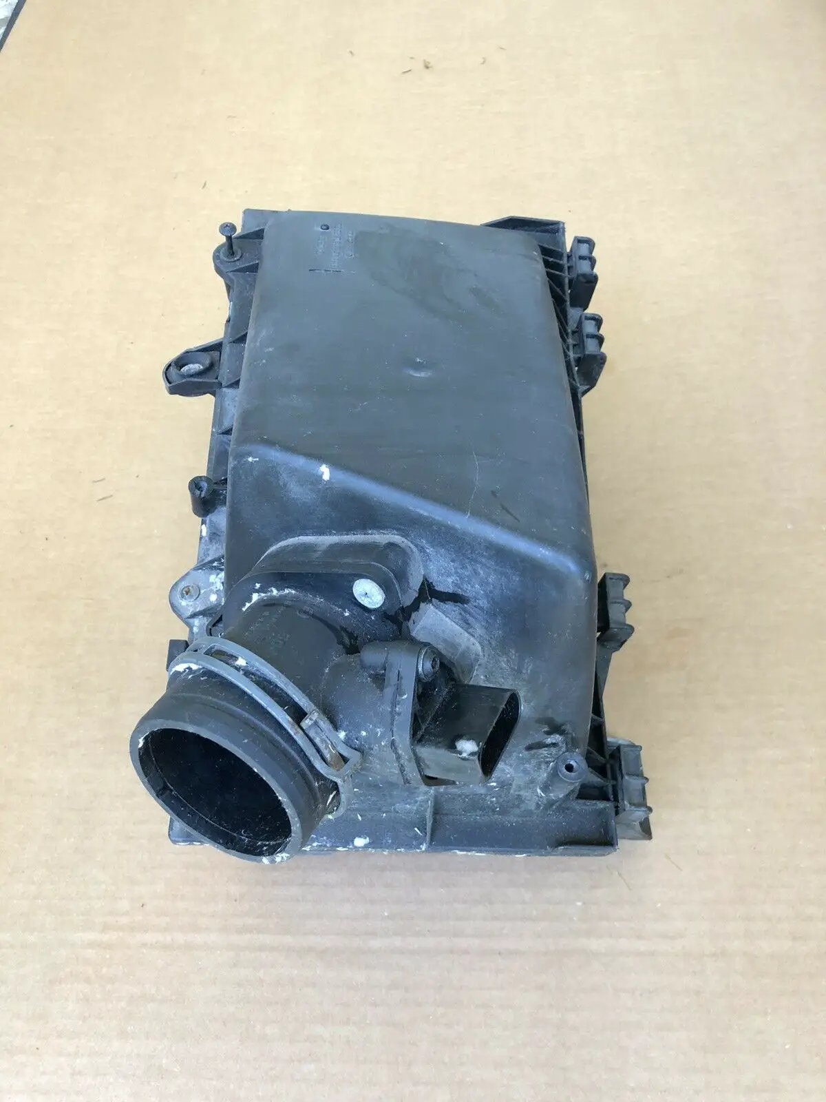 Air Box Filter Cleaner Intake 98-05 VW New Beetle 2.0 - 1C0 129 607 by Volkswagen