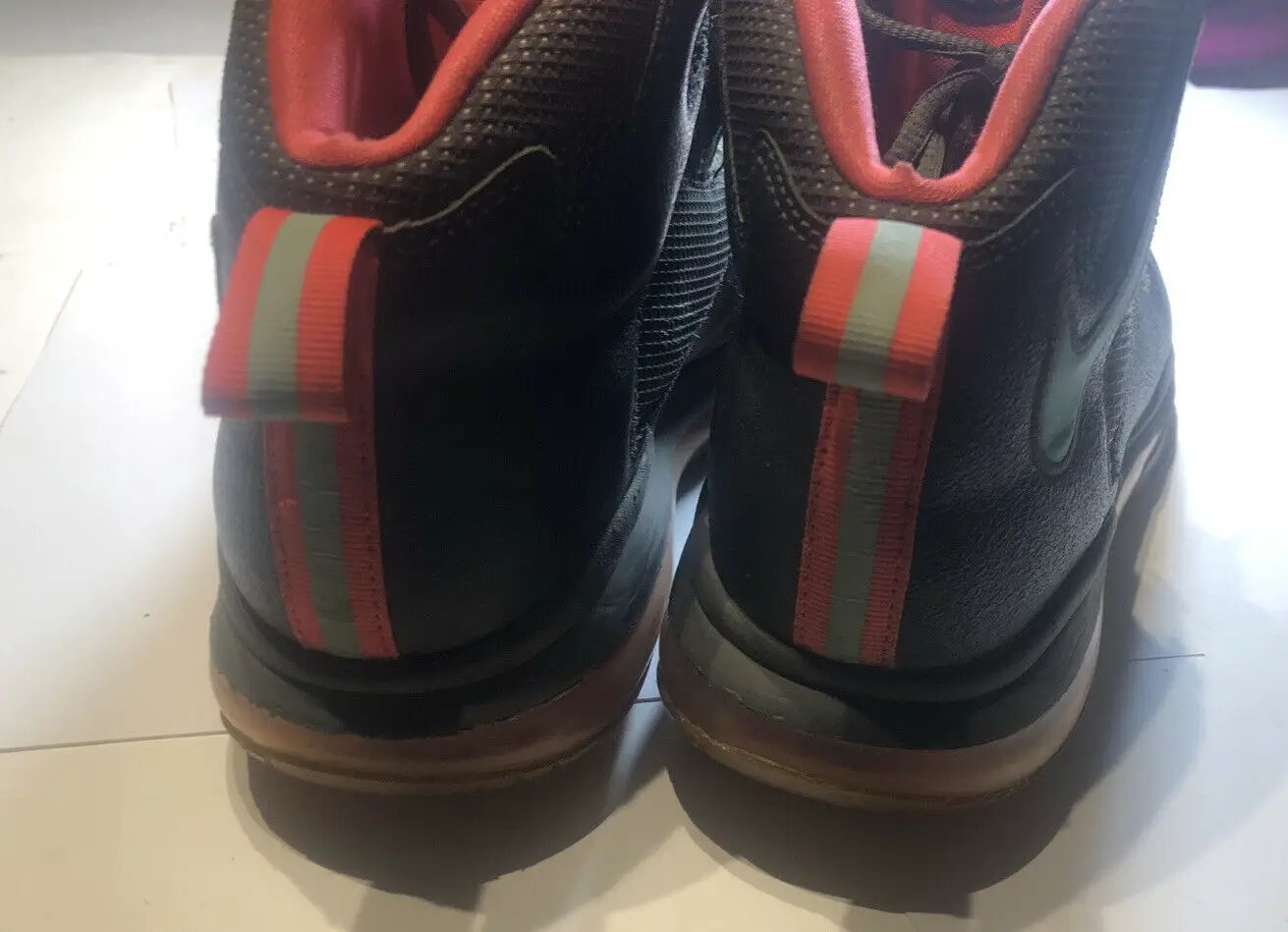 Vintage Gray And Peach And Teal Size6 by Nike