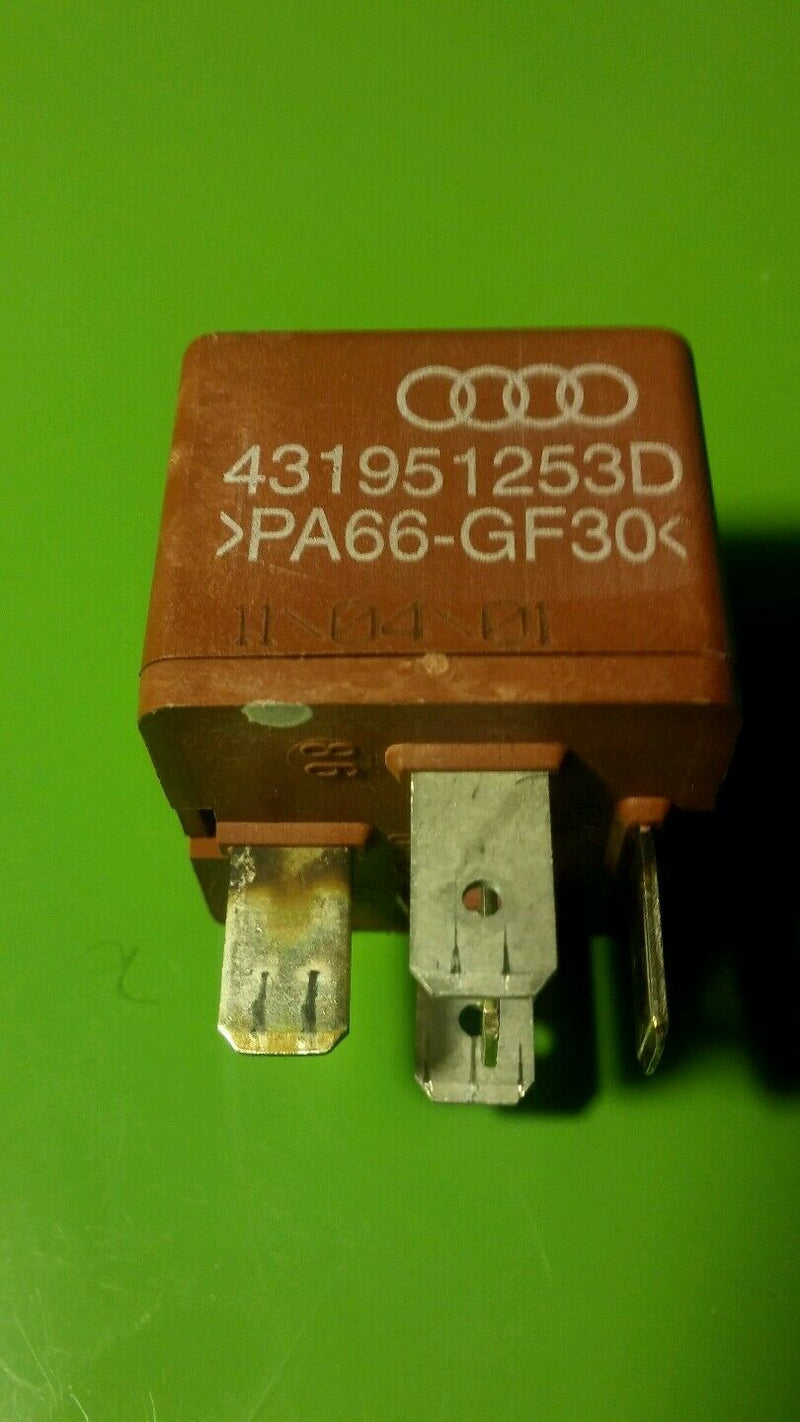 VOLKSWAGEN PASSAT Close Contact Relay #205 431951253D OEM