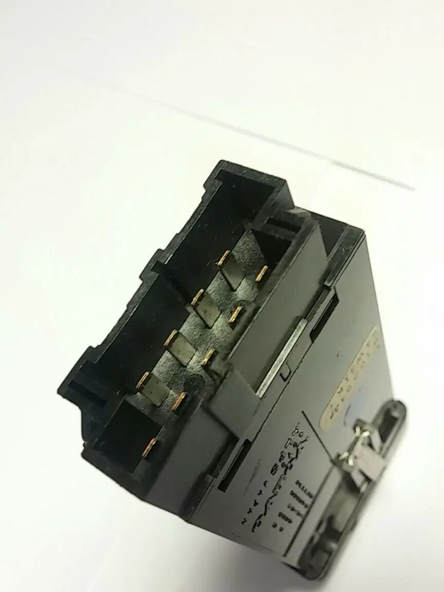 VOLVO 850 960 S90 V90 Hazard Switch -- 91459046 9125204 9442711 9128265 9162844 by Volvo