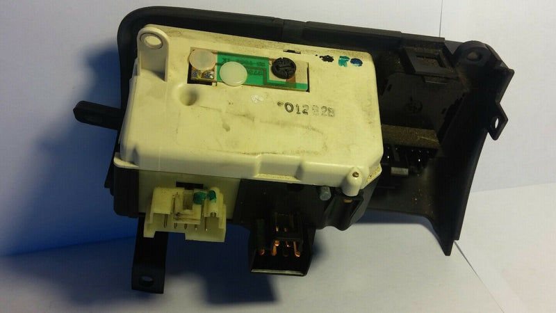 P04685630 1998 99 GRAND DODGE CRYSLER HEADLIGHT SWITCH