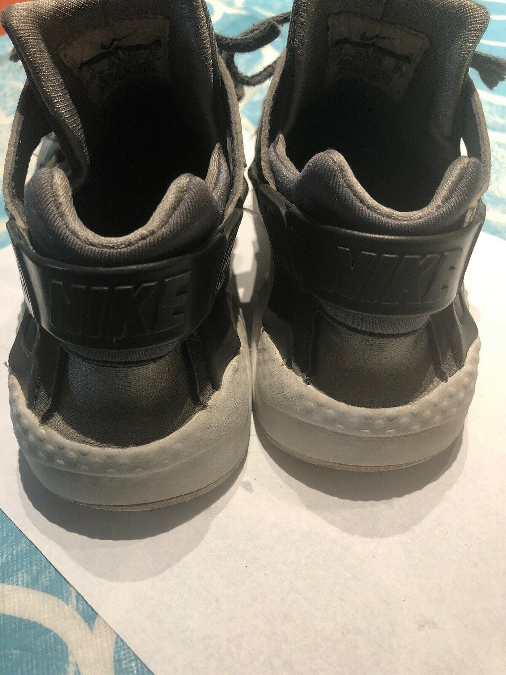 Nike Huarache Run Little Kids Wolf Grey & Sunset Pulse Green  Shoes Youth Size 1