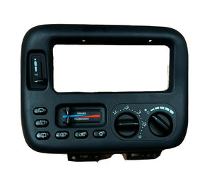 1999 - 2000 Caravan Town & Country AC Heater Climate Control Part# 04677917AB