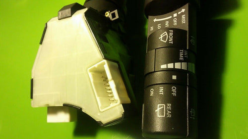 2005-08 XTERRA PATHFINDER WINDSHIELD WIPER SWITCH INTERMITTENT USED 25260-EA00A