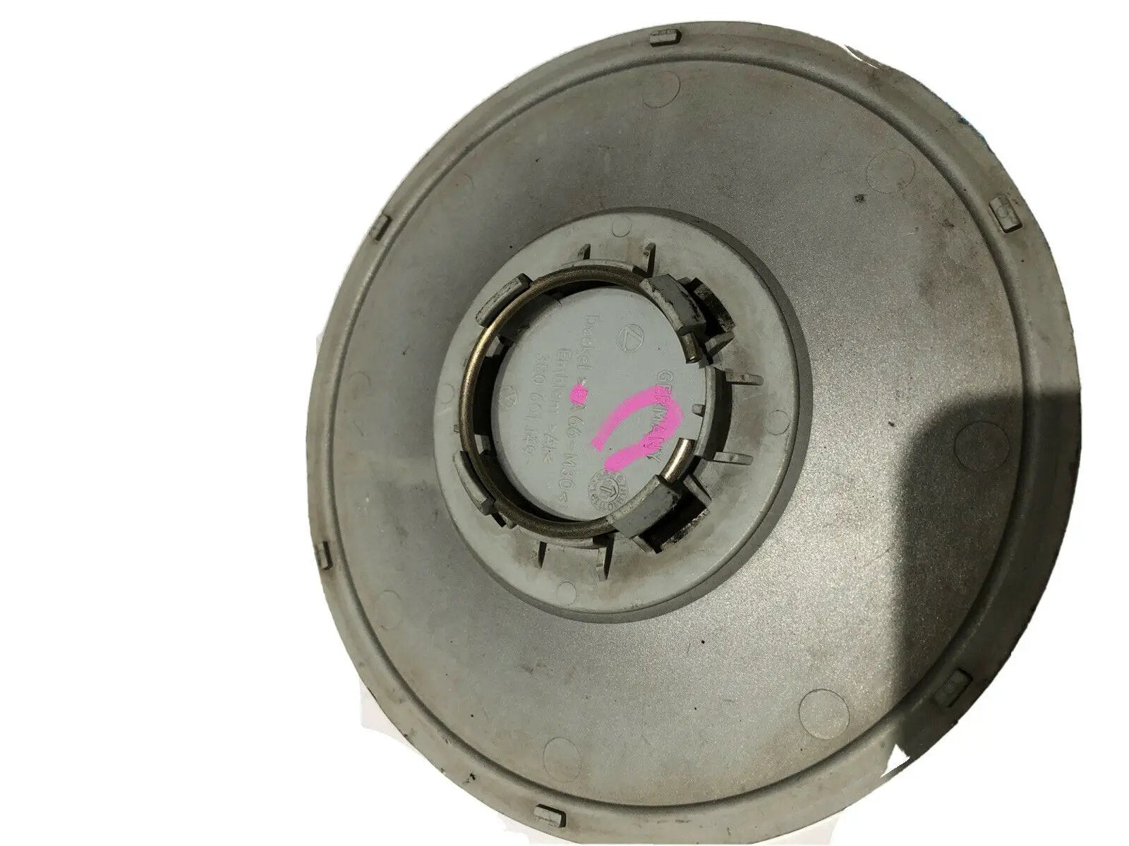 ONE OEM 1997-2001 Volkwagon Passat Painted Center Cap fit 15" 3B0 601 149 #69722 by Volkswagon