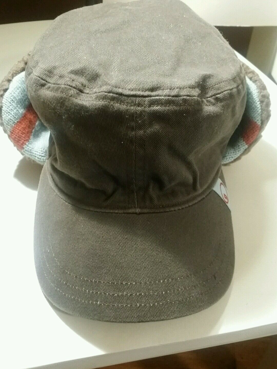 boys army green gymboree hat with striped flaps size5-7