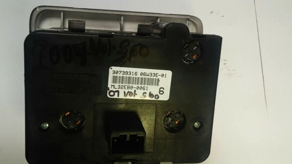 Black Headlight Switch Volvo gas tank & fog oem S60/XC70 2007 07 30739316 706825 by OEM