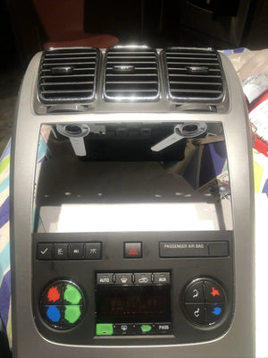 2008 2009 GMC Acadia Dash Radio Trim Bezel With Climate Control Vent 25894709