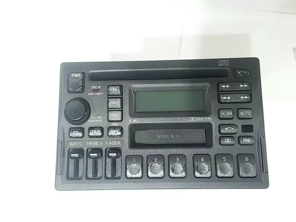98 00 99 volvo v70 s70 v70xc v40 s40 CD & cassette player radio w code 3533771-1 by Volvo