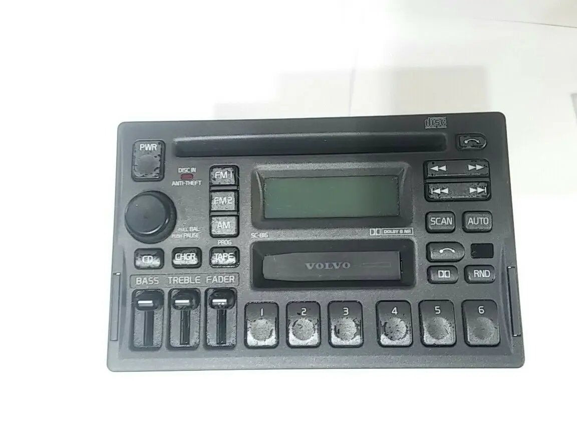 98 00 99 volvo v70 s70 v70xc v40 s40 CD & cassette player radio w code 3533771-1 by Volvo