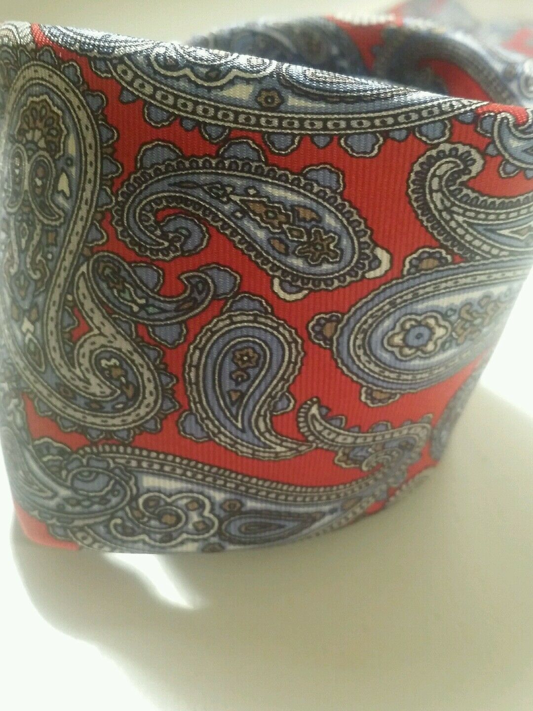 Christian dior multi colored paisley print stunner tie.