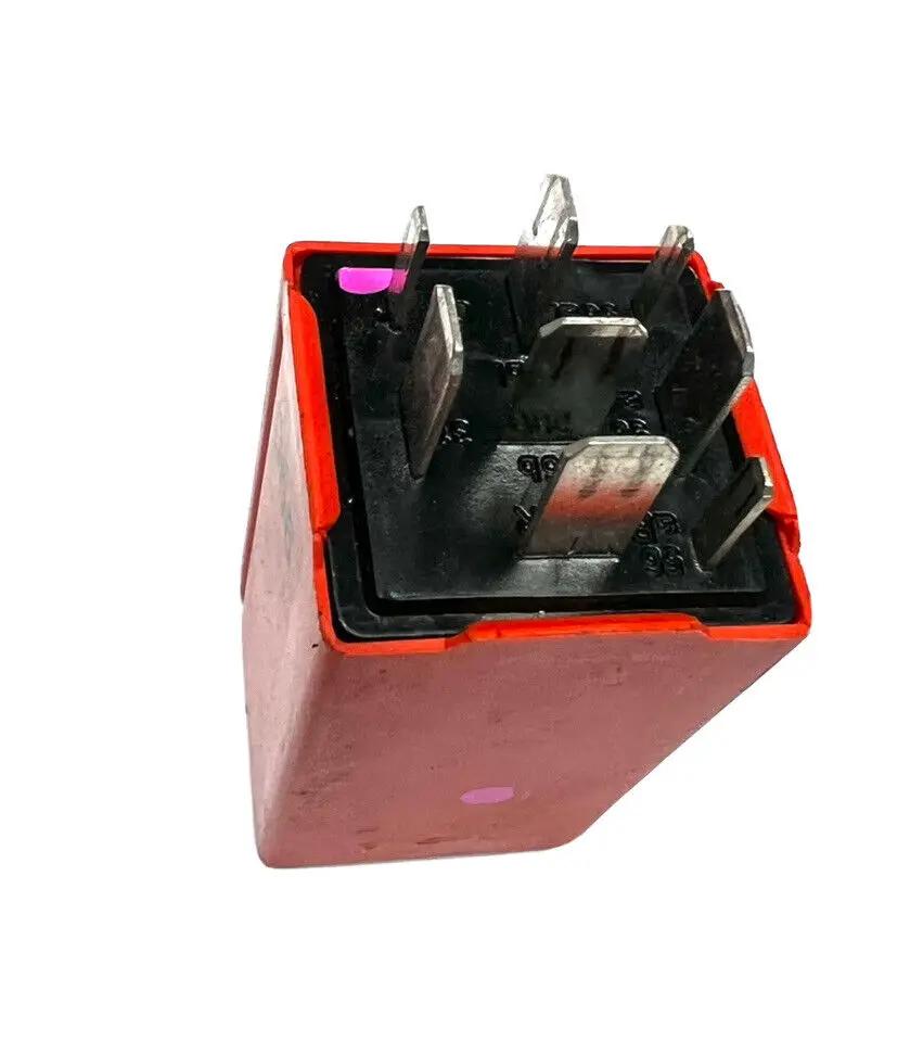 Lamp Control Relay Bulb - Saab - 28349070 4109070, 5KG005675-01, OEM by Parts Buddy