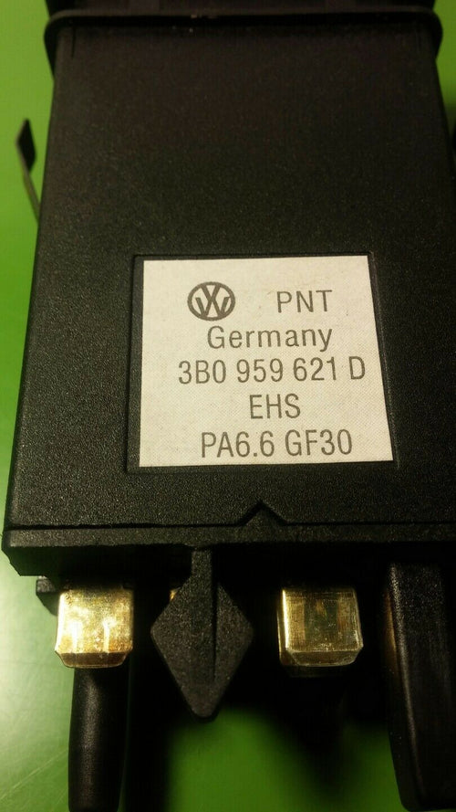 1999-2005 MK4 VW Jetta GTI Golf  Defrost Switch Button Relay OEM 3B0959621D