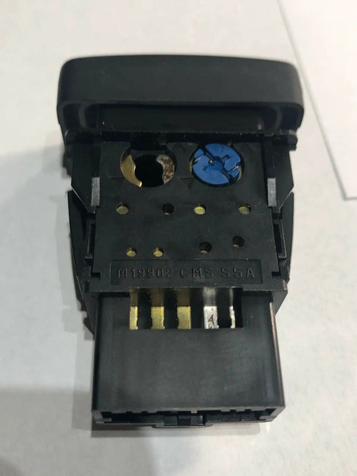 07-09 NISSAN 350Z CONVERTIBLE TCS OFF SWITCH OEM by Nissan
