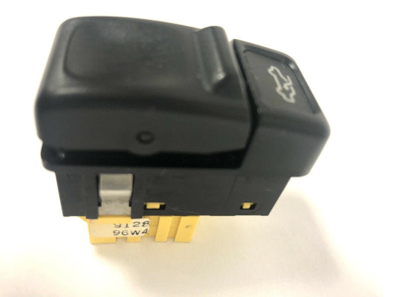 Volvo 960 S90 V90 OEM Sunroof Sun Roof Window Control Switch Button 9128266