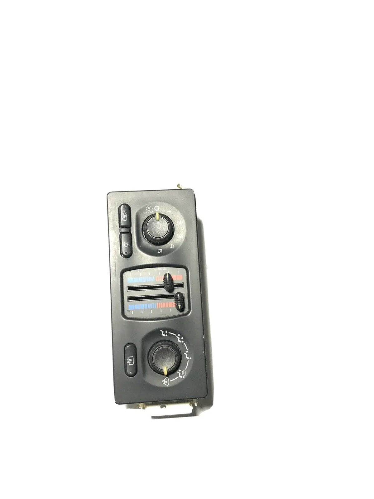 Chevy Trailblazer Heat Ac Temp Climate Control With Rear Defrost 2003 2004 2005 by Chevrolet