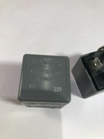 OEM Volvo MULTI PURPOSE RELAY 850 S40 V50 S60 C70 S70 S80 V70 V70XC