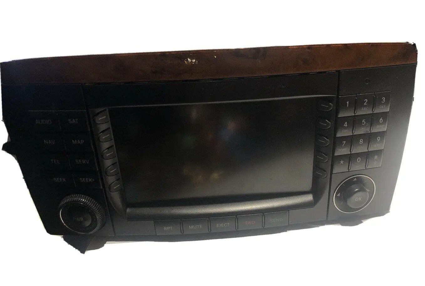 OEM Radio For Mercedes R-Class AM-FM-CD-Navi Tested Gd 2518200879 by Mercedes-Benz