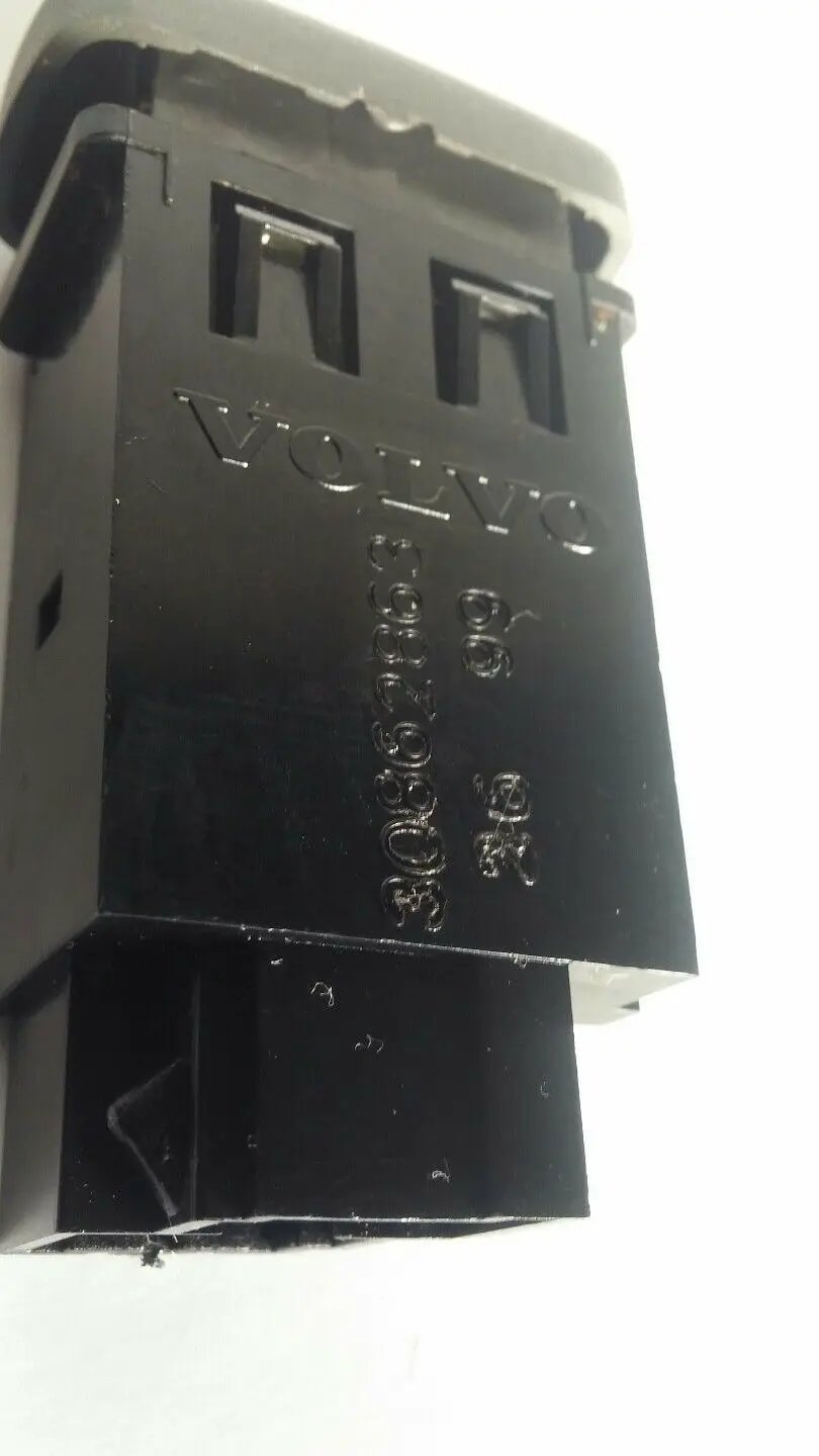VOLVO OEM S40 2000-04 DSA SWITCH DYNAMIC STABILITY OE 30862863, TRACTION CONTROL by DALEY1DEALS,LLC.