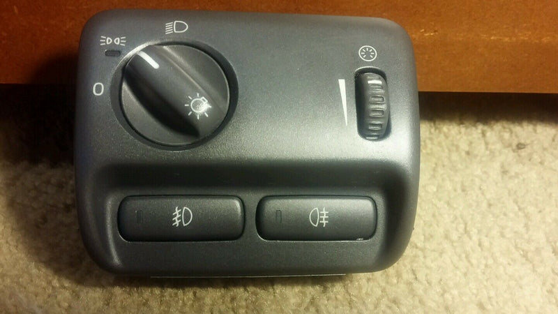 1999-2006 Volvo S80 OEM Headlight Head light Switch Button 9459984 2000 01 02 03