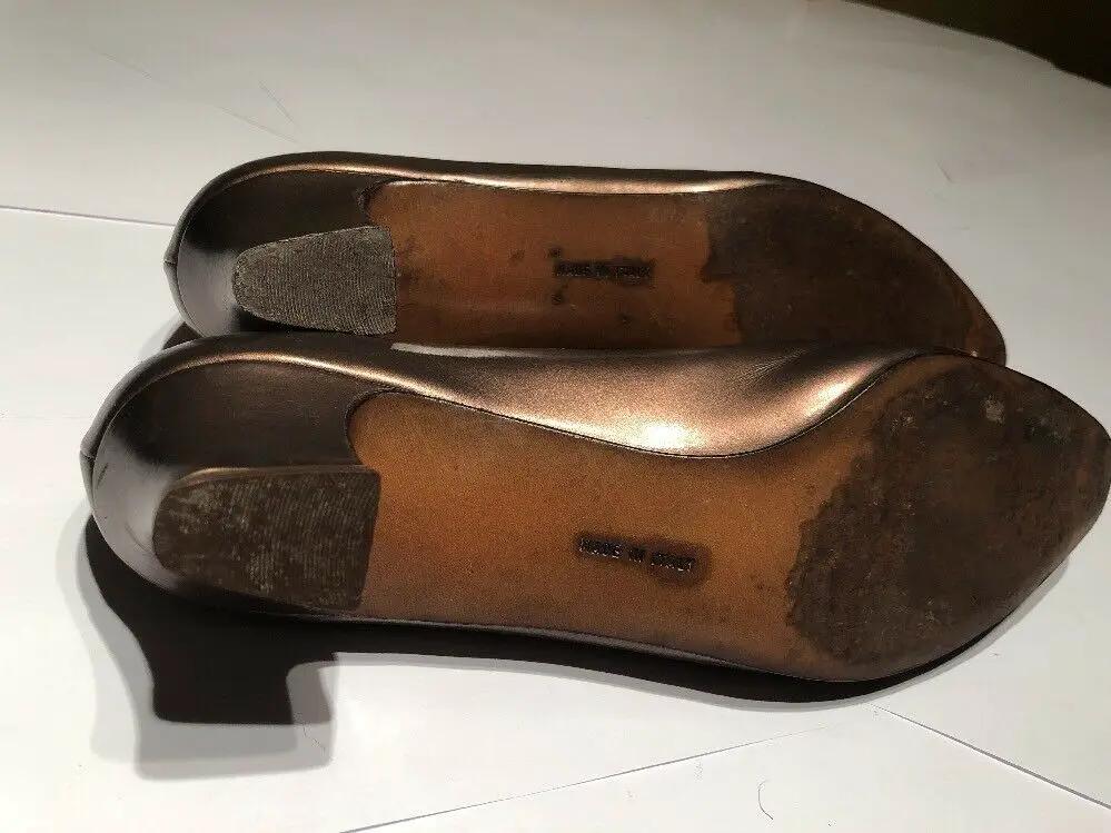 Vintage Salvatore Ferragamo 7.5 AAA Back Pumps by Salvatore Ferragamo