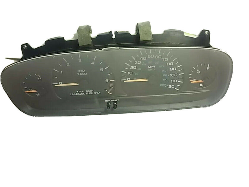 Like-new 1996-00 Chrysler Town Country instrumental gauge cluster speedometer OE