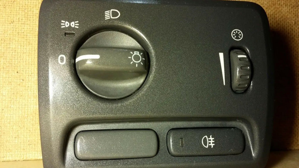 New 2001 OEM VOLVO V70 2.4T HEADLIGHT SWITCH 9441046 DIMMER/DEFOG SWITCH by VOLVO OEM